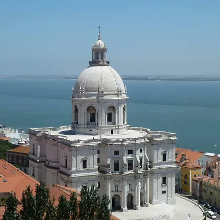 Apartment Blue Urban Alfama Lisbon